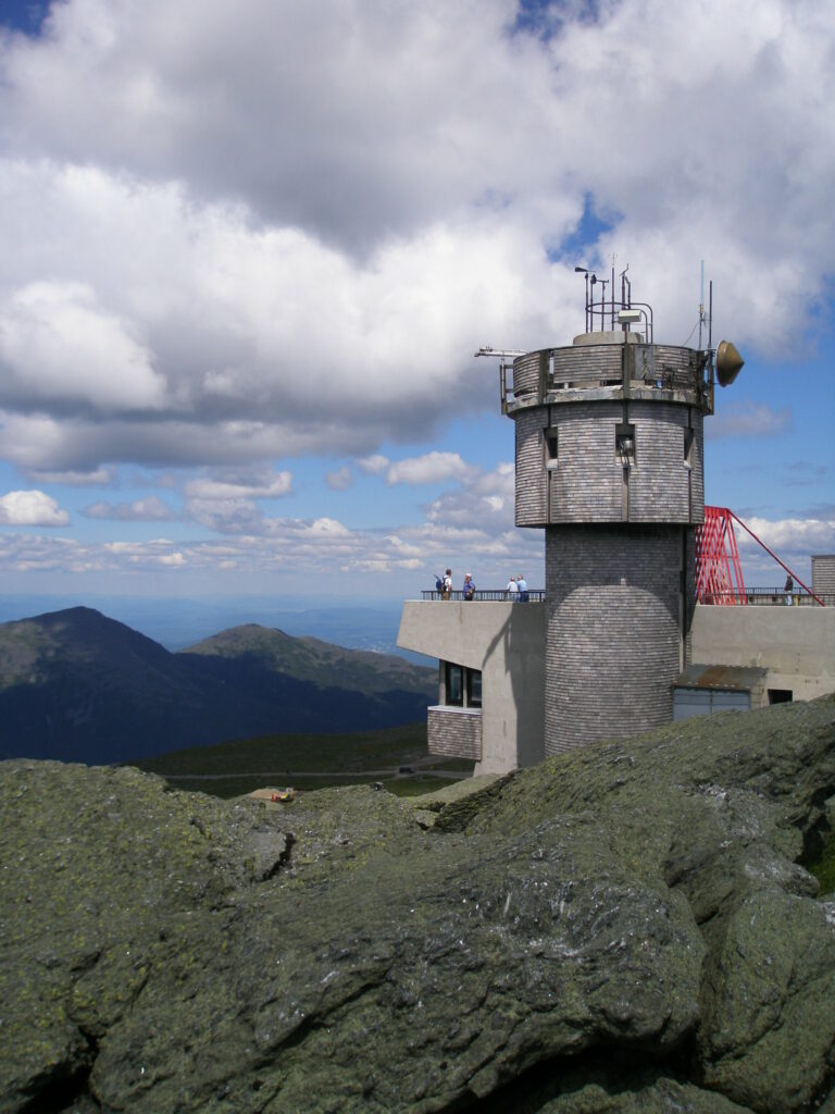 Photo of the Mt Washington Observatory